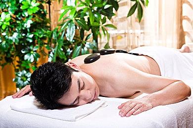 单色调像素RPG《最后列车》英文版与设定集DLC，现已在Steam平台发布！